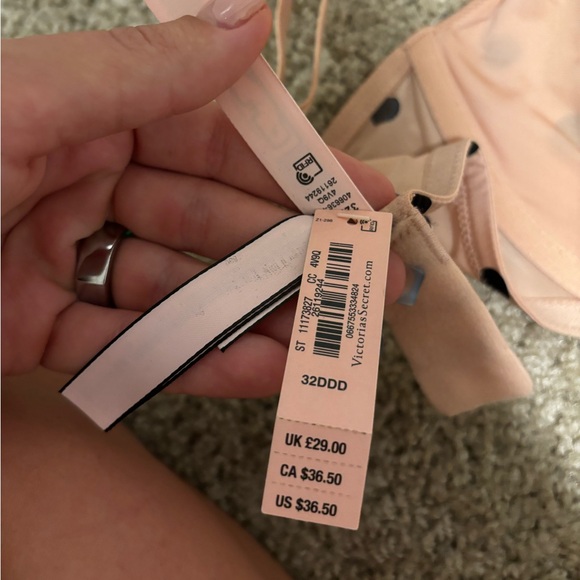 Victorias Secret Polka Dot Unlined Bra - Picture 4 of 5